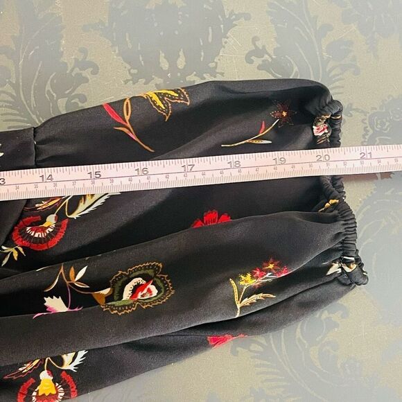 Old Navy Velvet Trim Black Floral Dress Size Medium - Picture 9 of 12